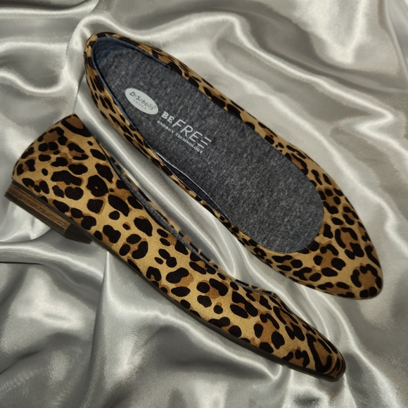 Dr. Scholl's Shoes - Dr.Scholl's Pointy Toe Flats | Animal Print | Sz 8